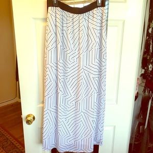 Worthington Maxi Skirt 🌺